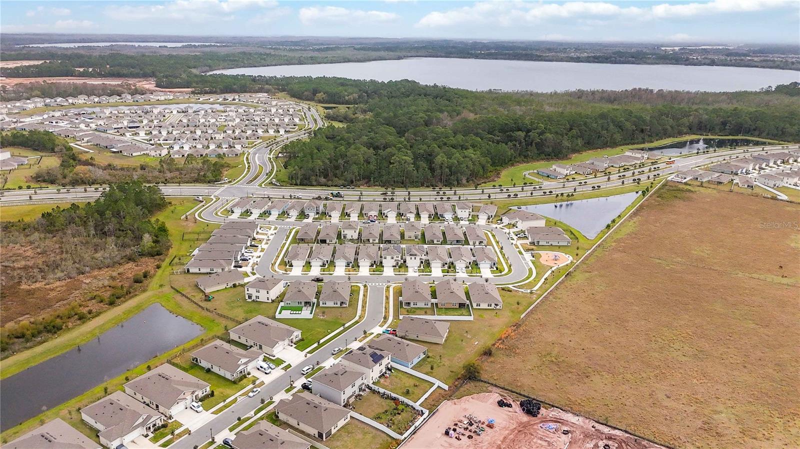 Image 43 of 57 For 2763 Swooping Sparrow Drive