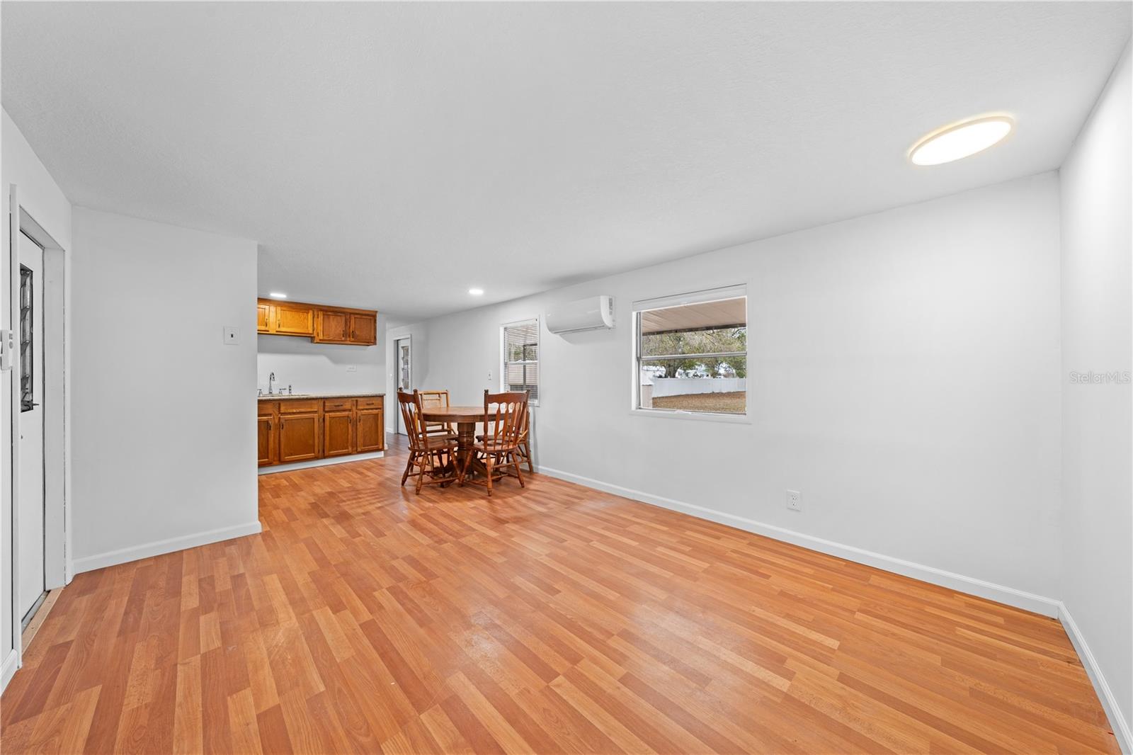 Image 5 of 28 For 275 Myrtle Drive