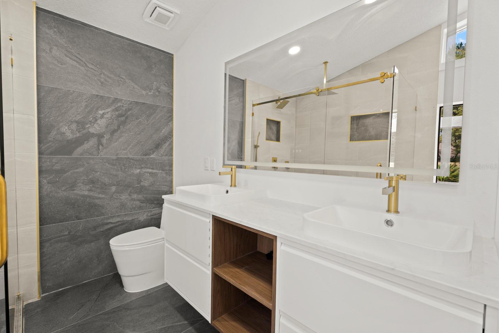 Image 54 of 61 For Address Not Provided