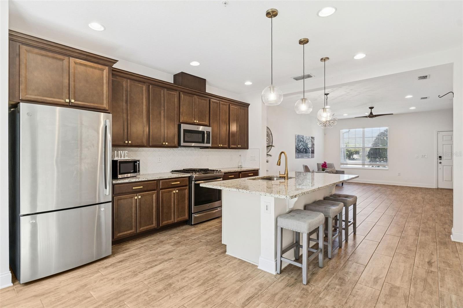 Image 12 of 61 For 648 Orange Belt Loop