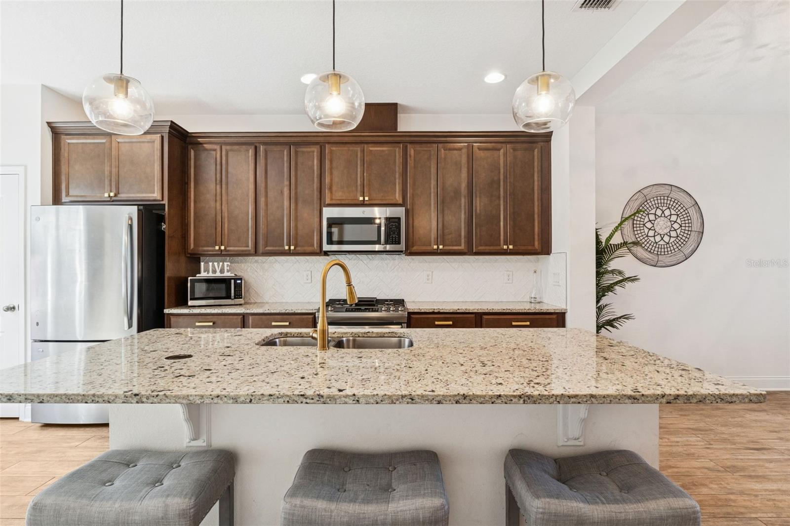 Image 18 of 61 For 648 Orange Belt Loop