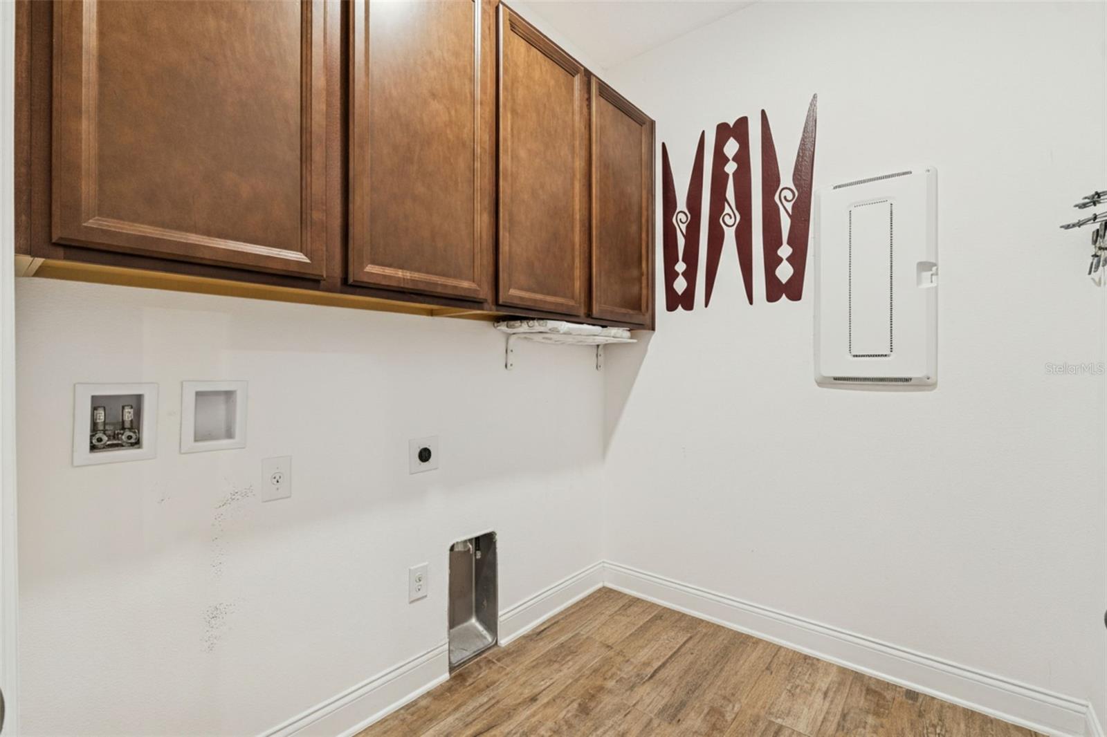 Image 19 of 61 For 648 Orange Belt Loop