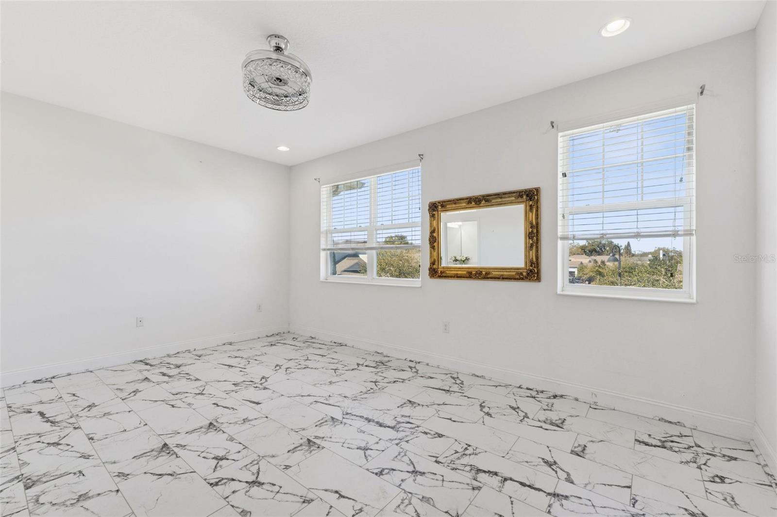 Image 20 of 61 For 648 Orange Belt Loop