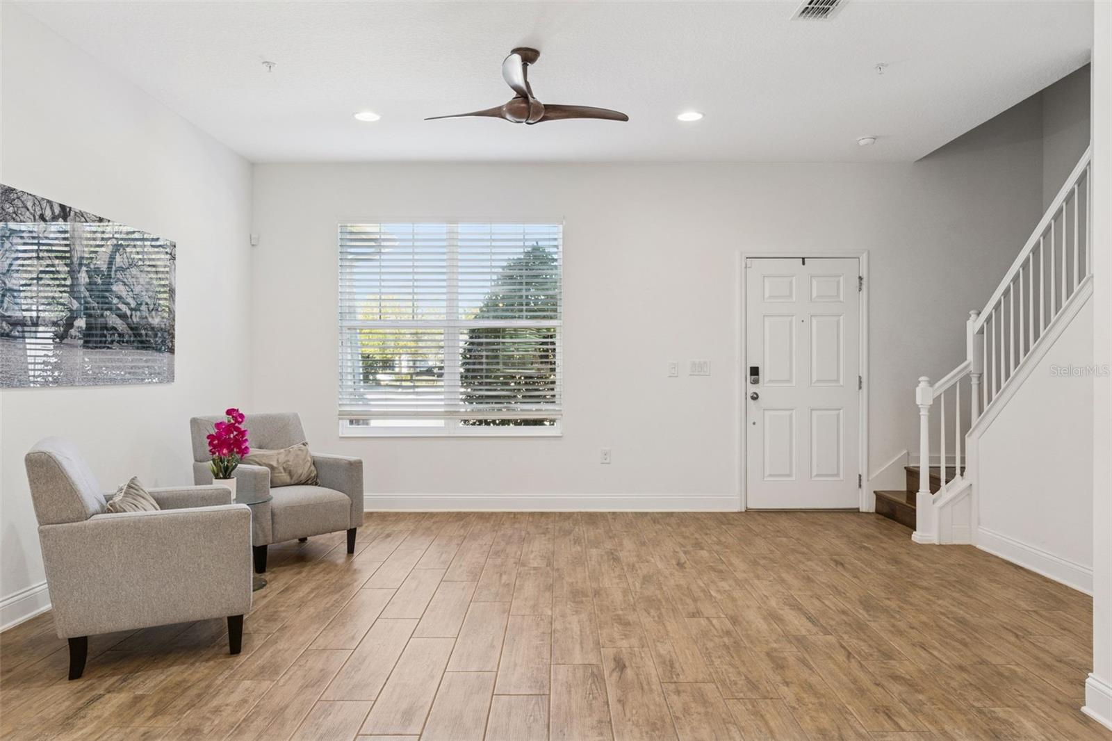 Image 5 of 61 For 648 Orange Belt Loop