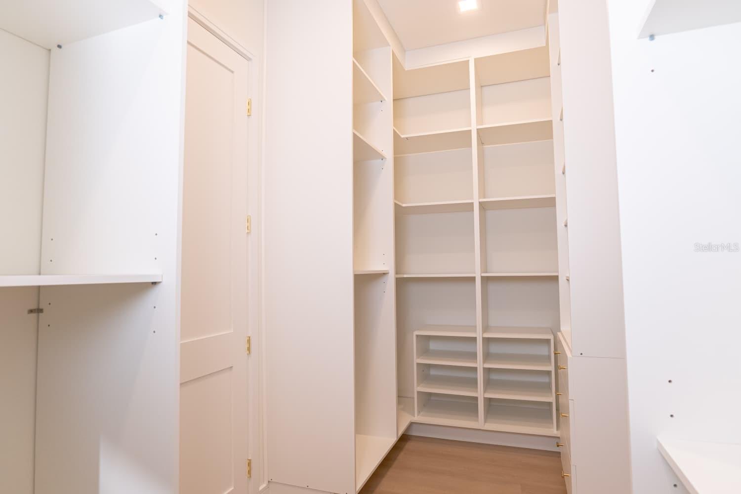 Image 11 of 22 For 9548 Crown Prince Lane