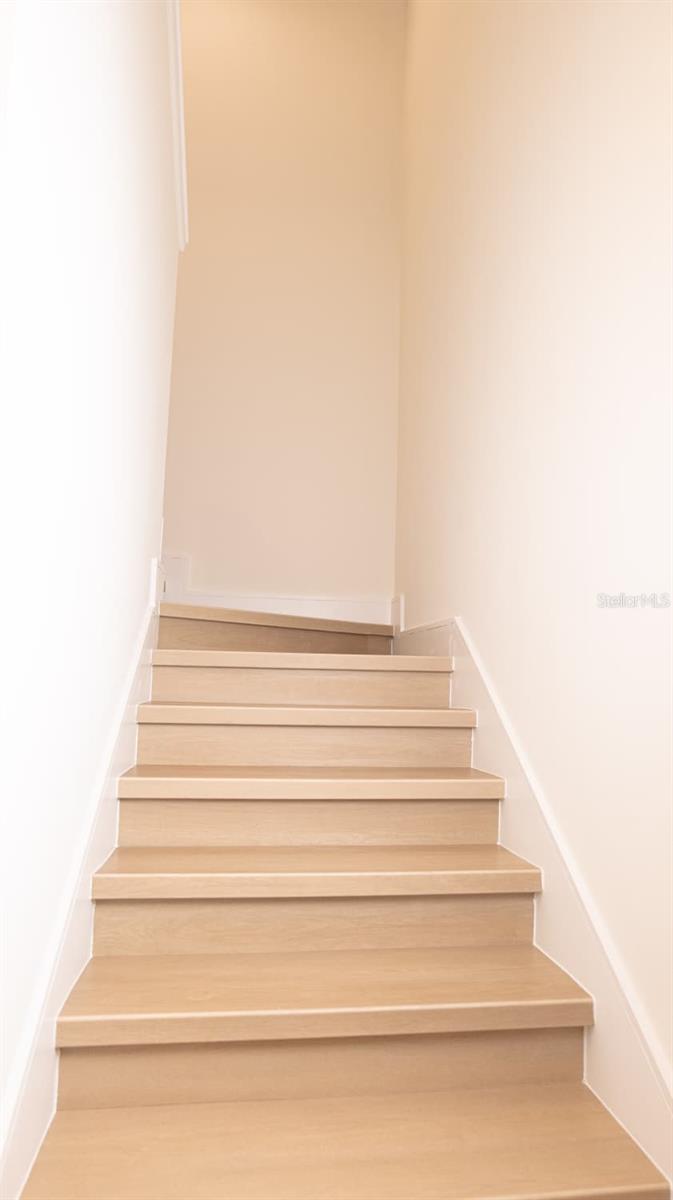 Image 7 of 22 For 9548 Crown Prince Lane