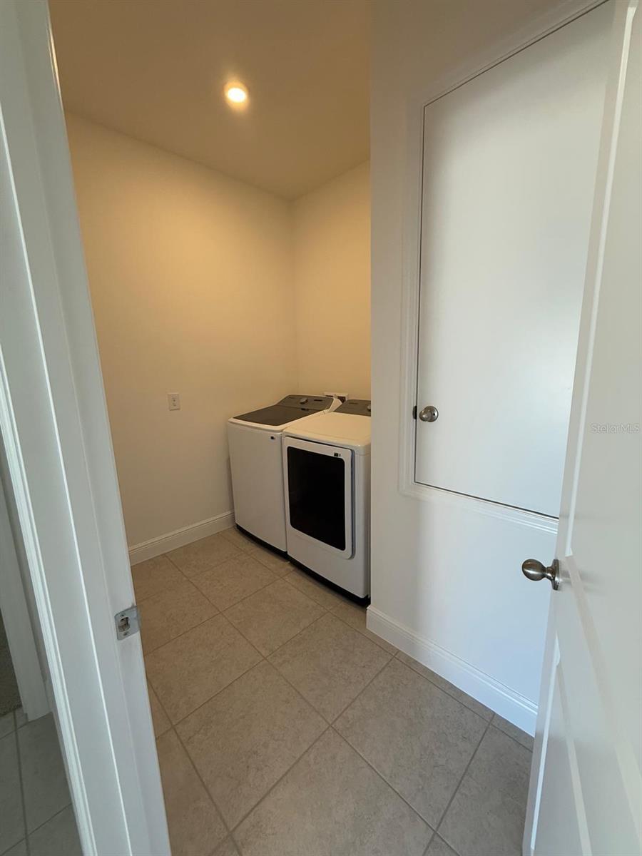 Image 5 of 7 For 4899 Lyric Drive