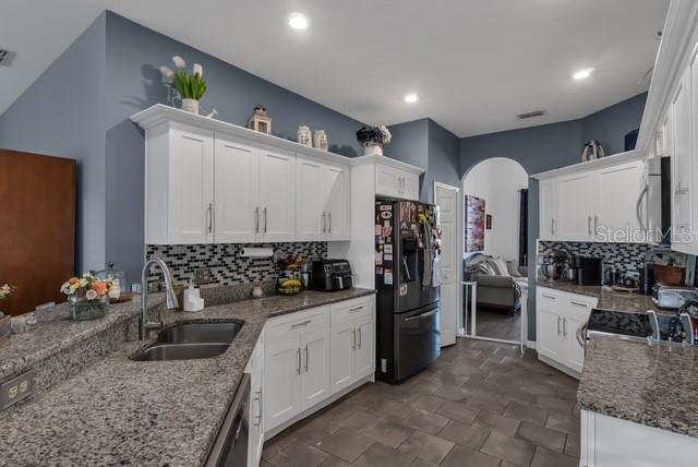 Image 10 of 35 For 2702 Patrician Circle