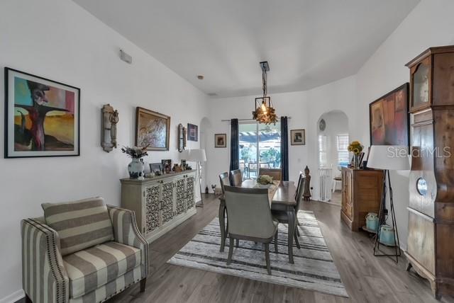 Image 4 of 35 For 2702 Patrician Circle