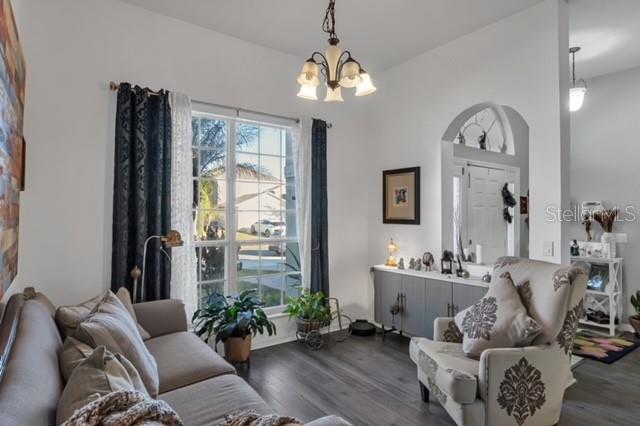 Image 5 of 35 For 2702 Patrician Circle