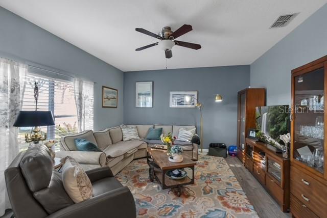 Image 7 of 35 For 2702 Patrician Circle