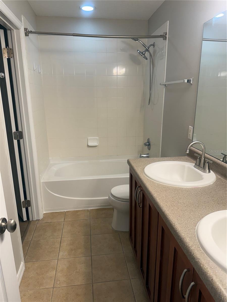 Image 18 of 28 For 13102 Honey Locust Drive