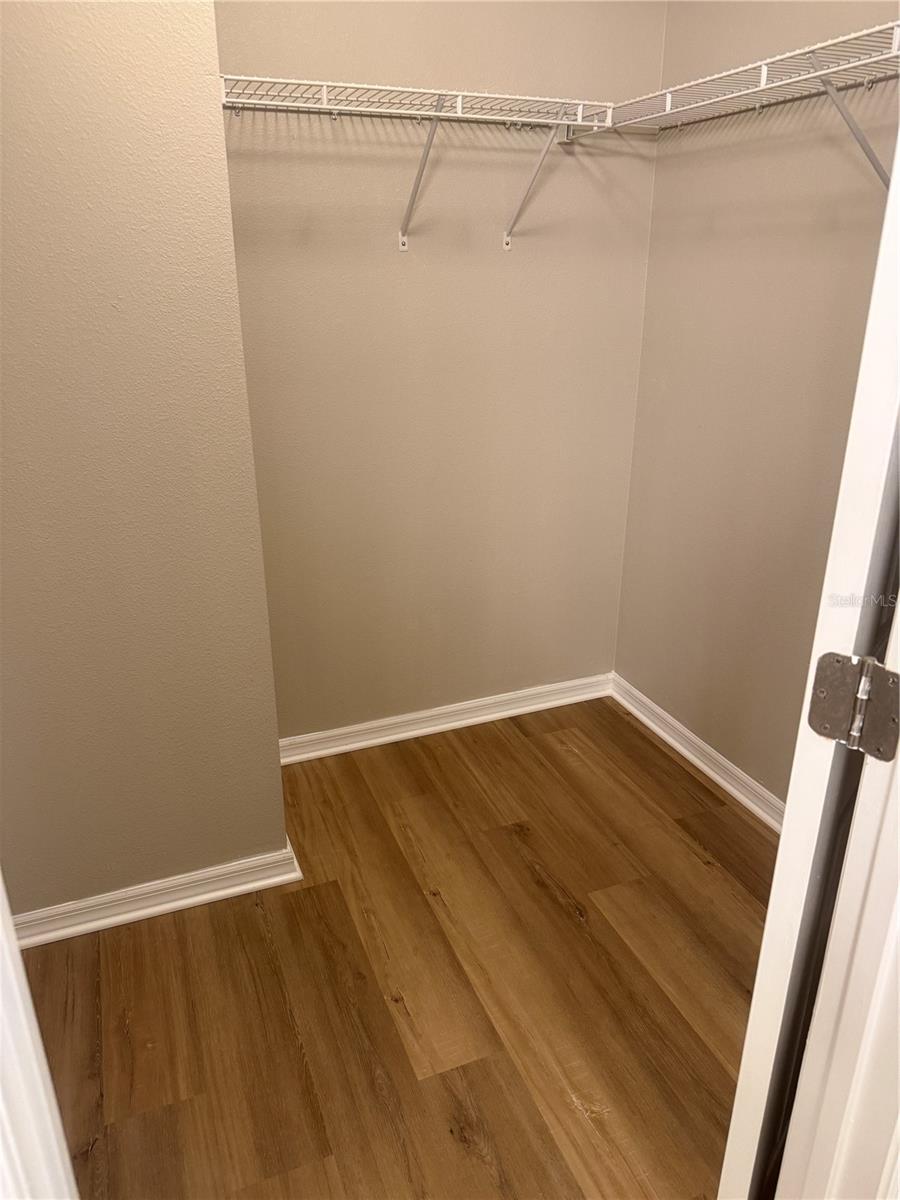 Image 19 of 28 For 13102 Honey Locust Drive