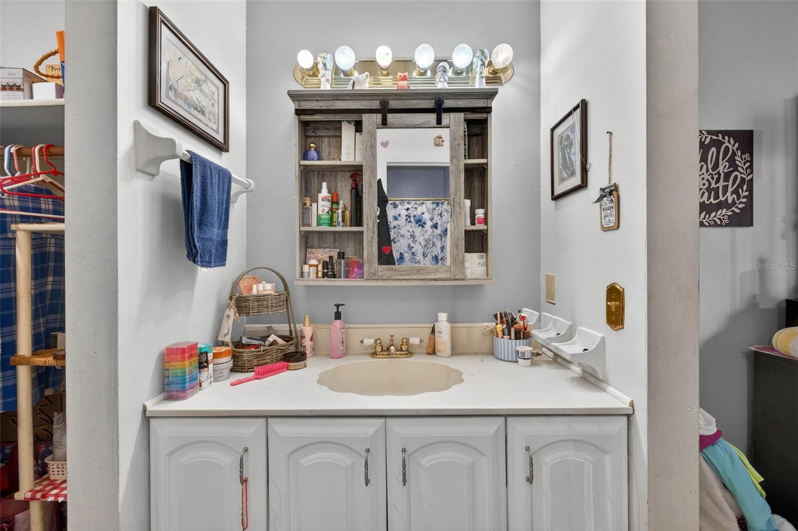 Image 31 of 66 For 3055 Cross Fox Drive