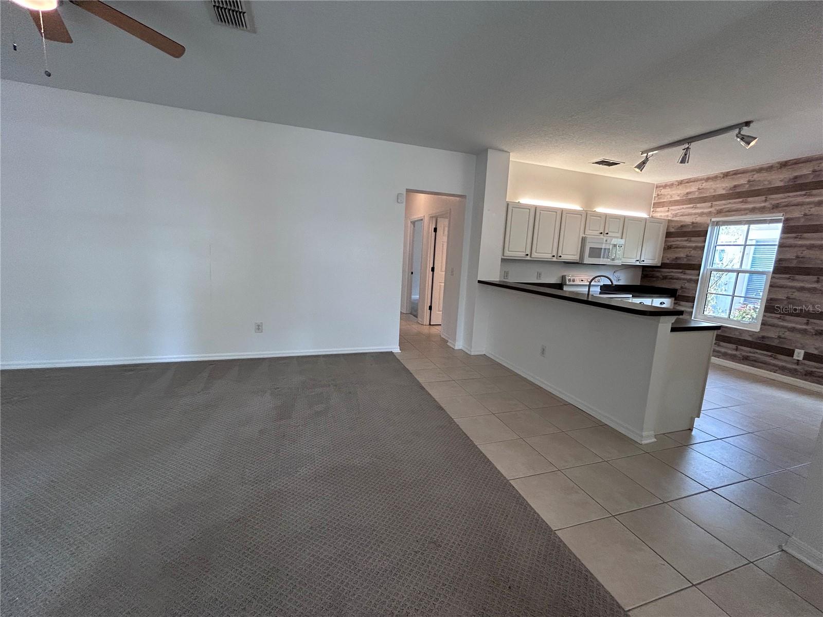 Image 10 of 22 For 904 Pawstand Road