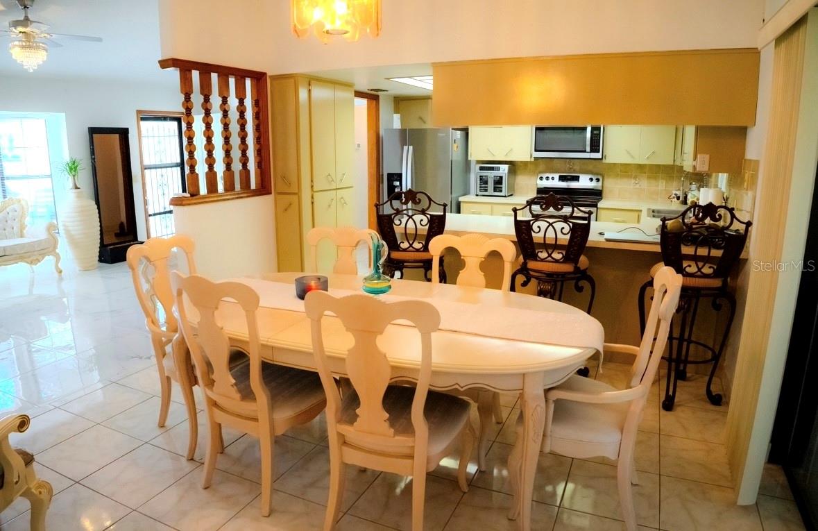 Image 24 of 78 For 4150 Apopka Avenue