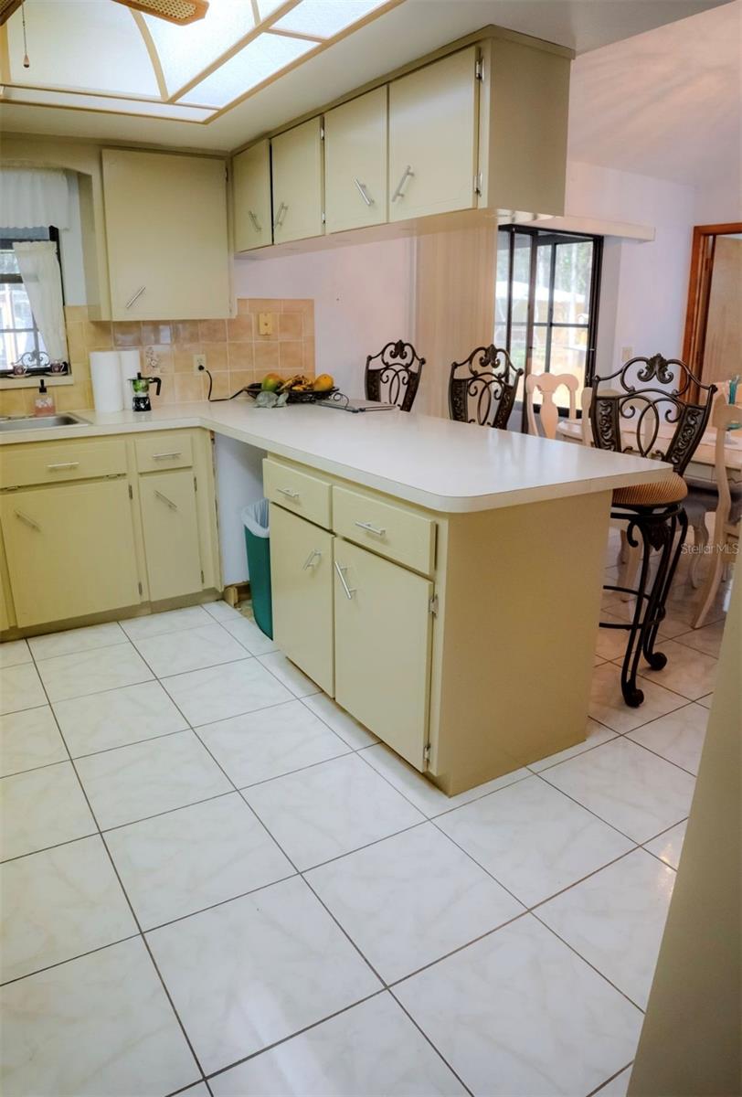 Image 32 of 78 For 4150 Apopka Avenue