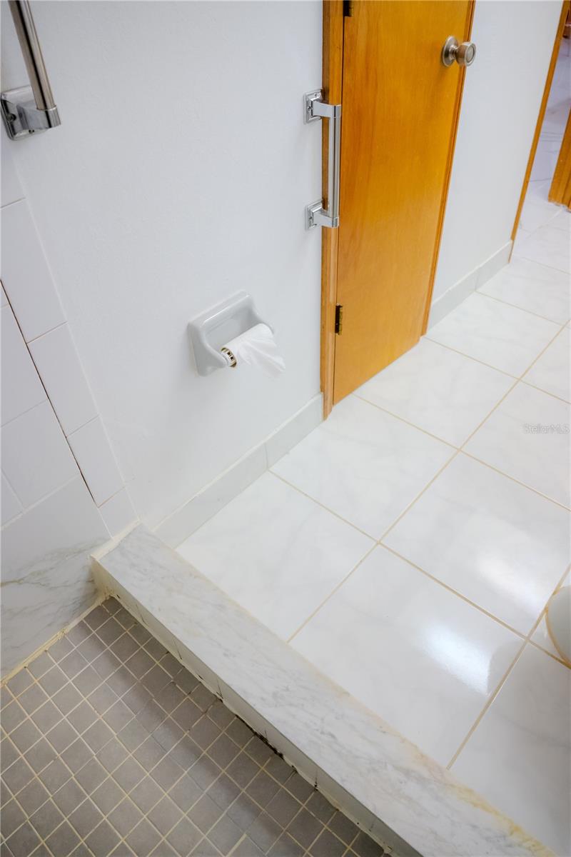 Image 46 of 78 For 4150 Apopka Avenue