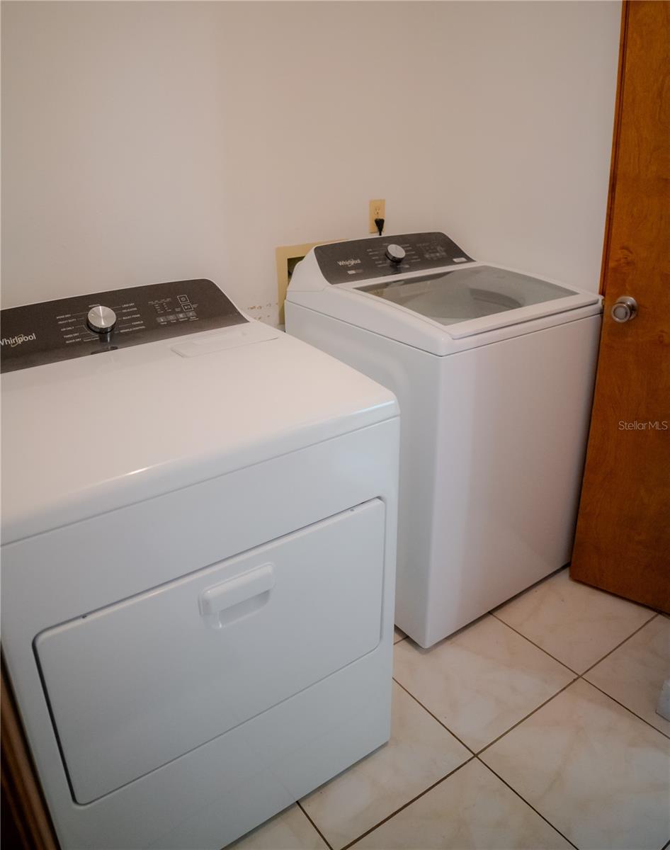 Image 61 of 78 For 4150 Apopka Avenue