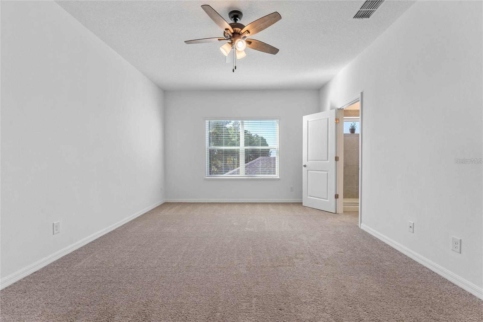 Image 24 of 48 For 15605 Jungle Alley