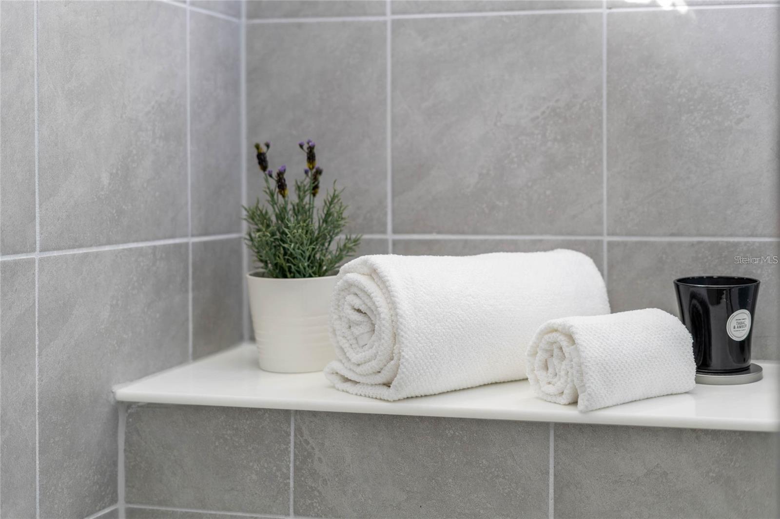 Image 28 of 48 For 15605 Jungle Alley