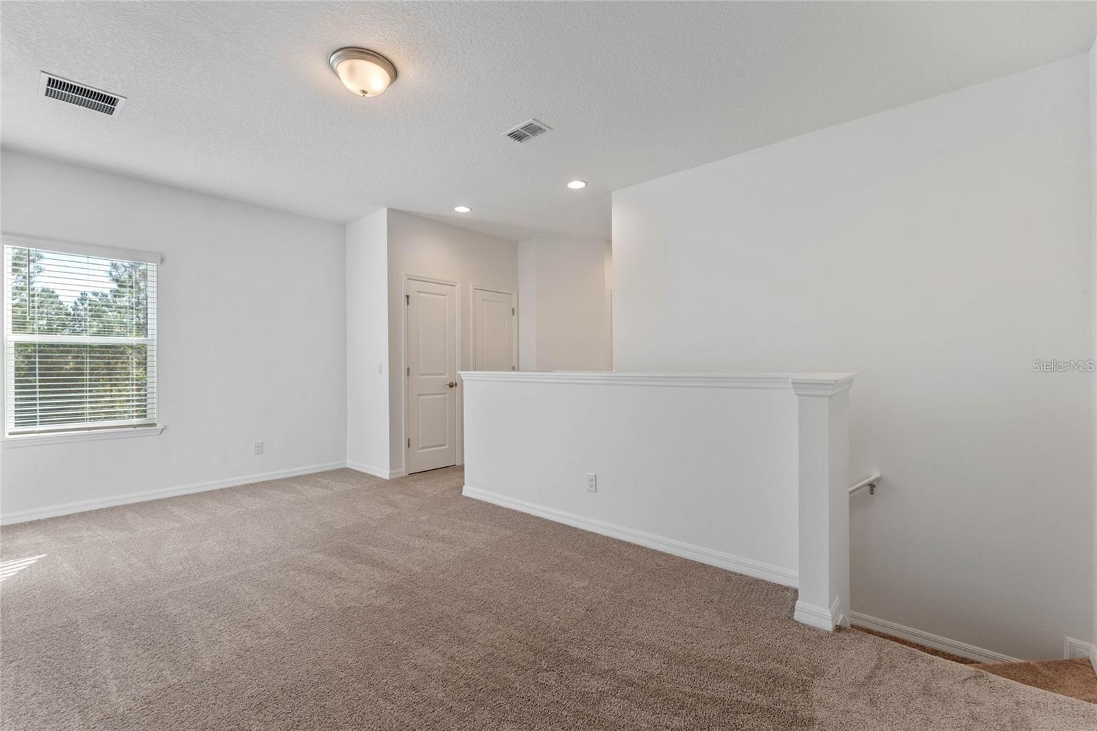 Image 32 of 48 For 15605 Jungle Alley