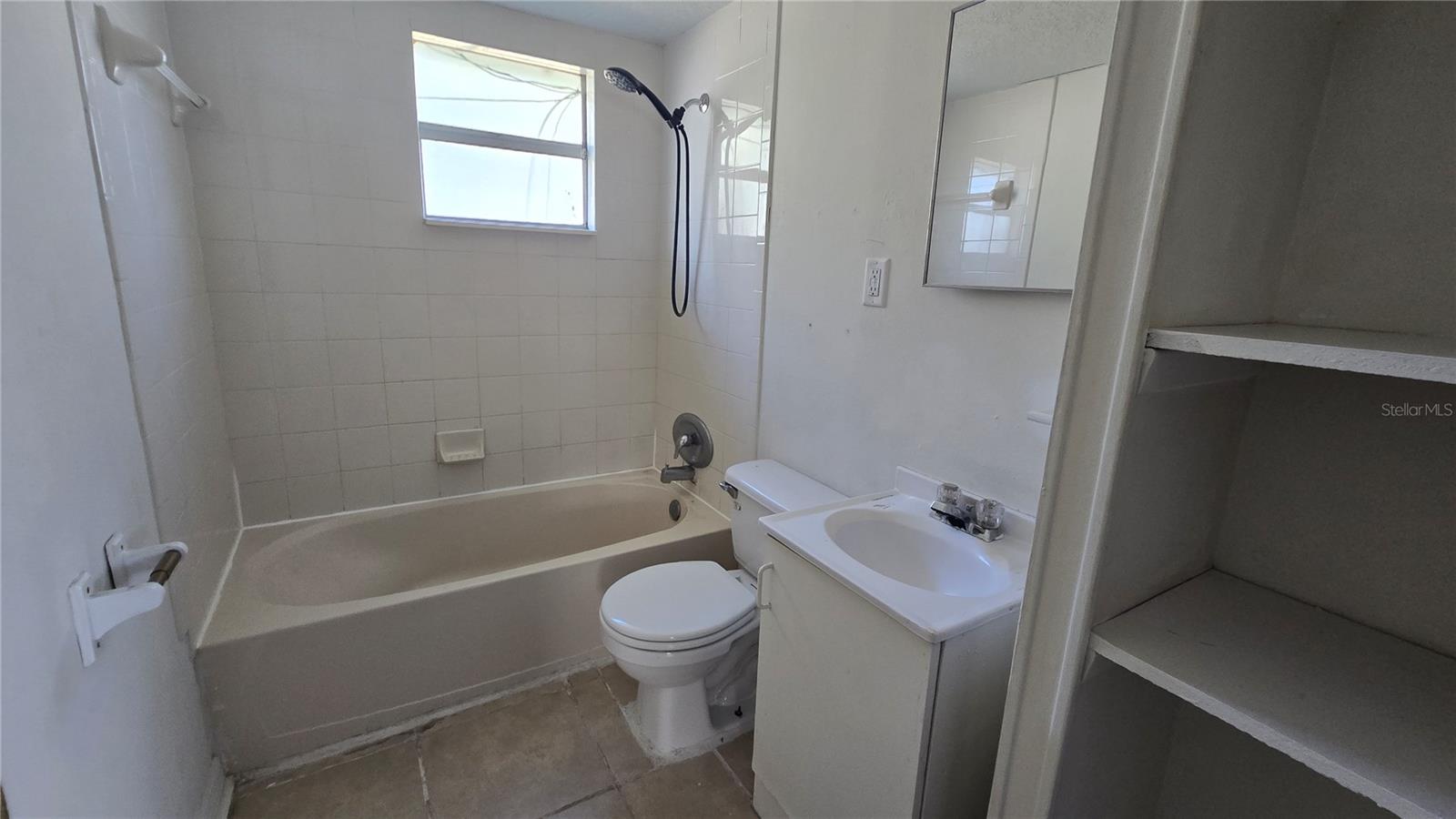 Image 11 of 12 For 1803 Summerlin Avenue