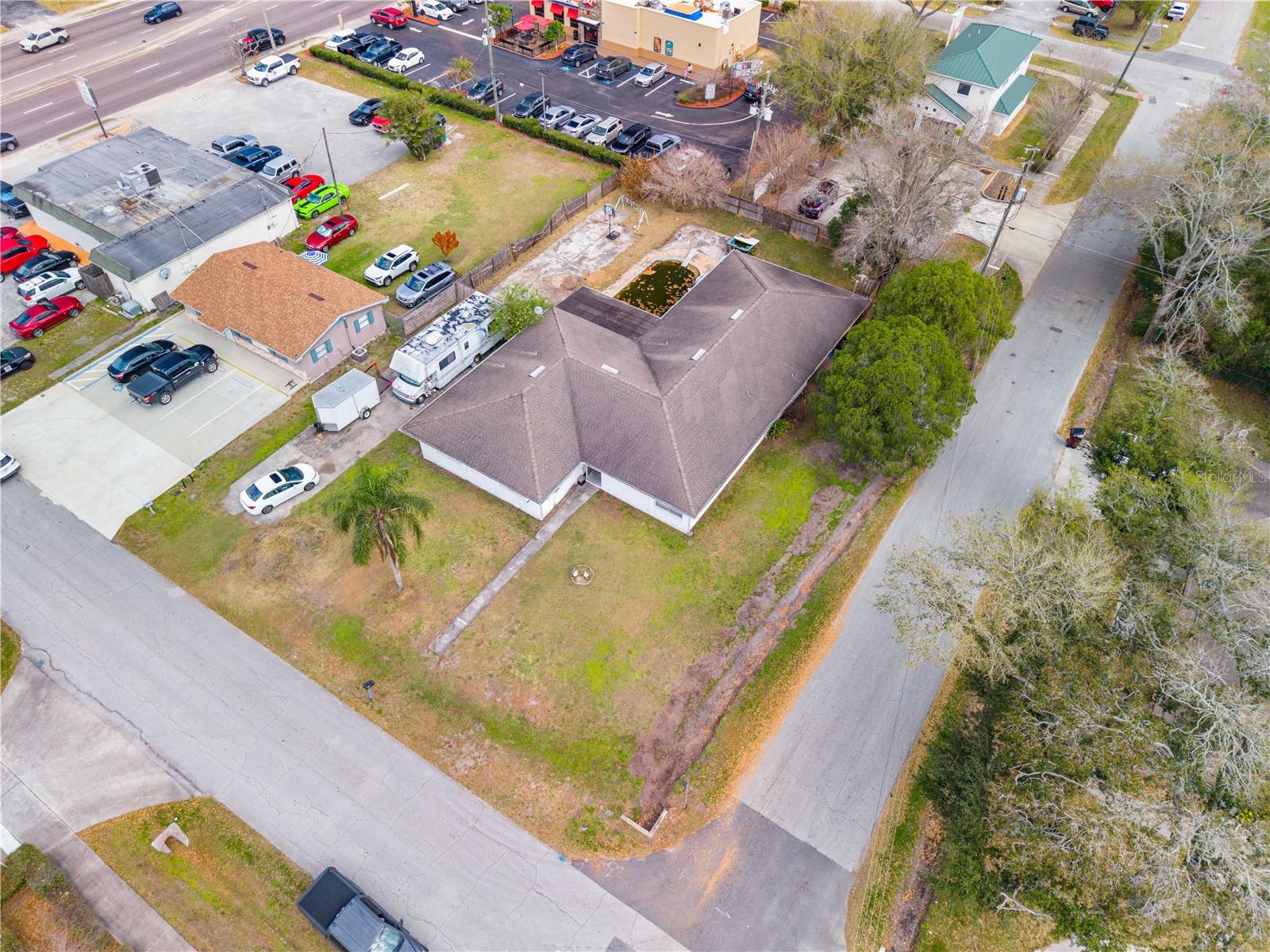 Image 10 of 18 For 1321 Louisiana Avenue