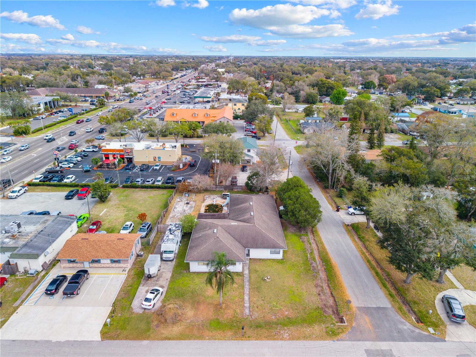 Image 11 of 18 For 1321 Louisiana Avenue