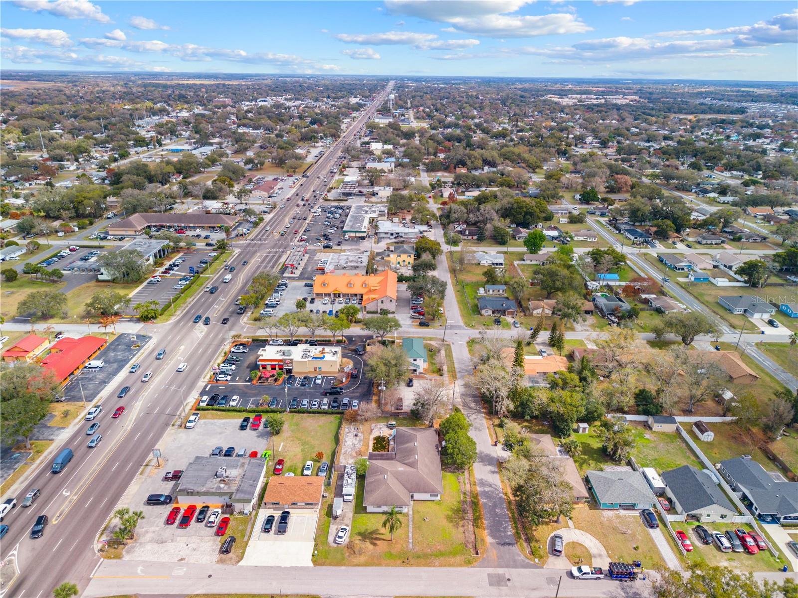 Image 12 of 18 For 1321 Louisiana Avenue