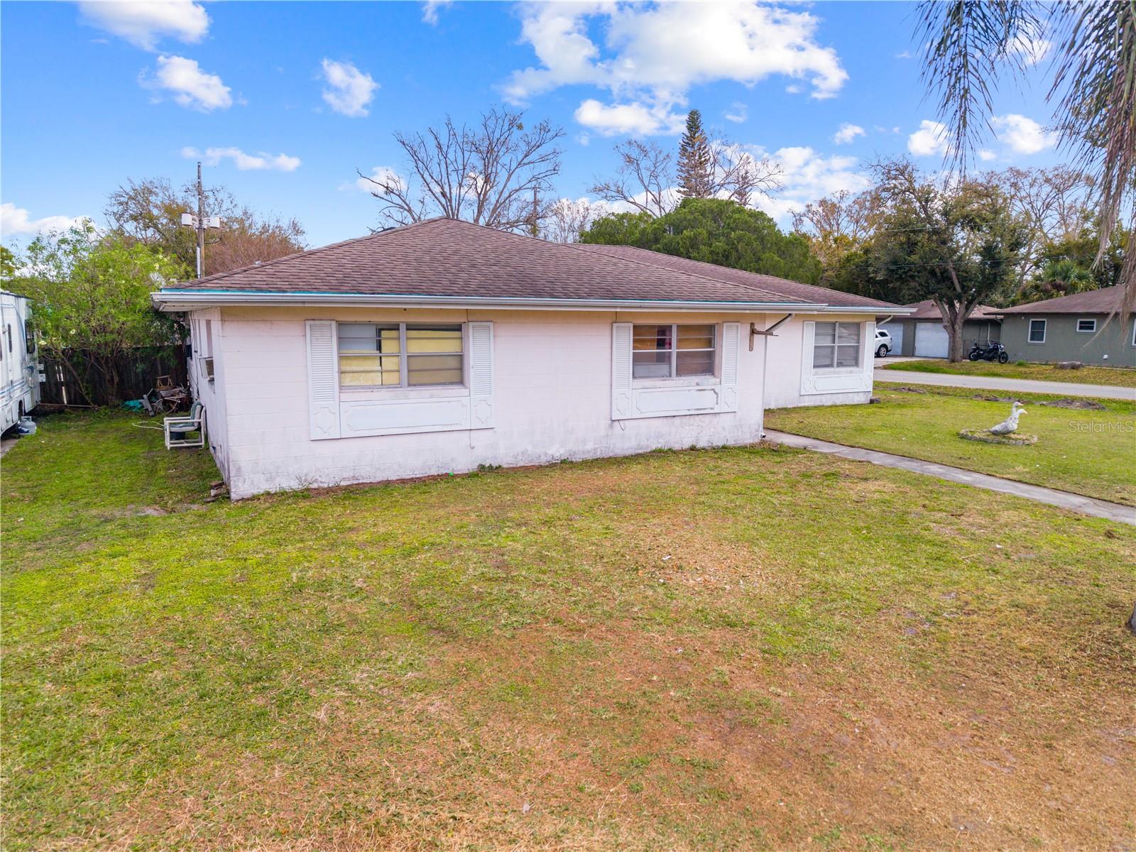 Image 5 of 18 For 1321 Louisiana Avenue