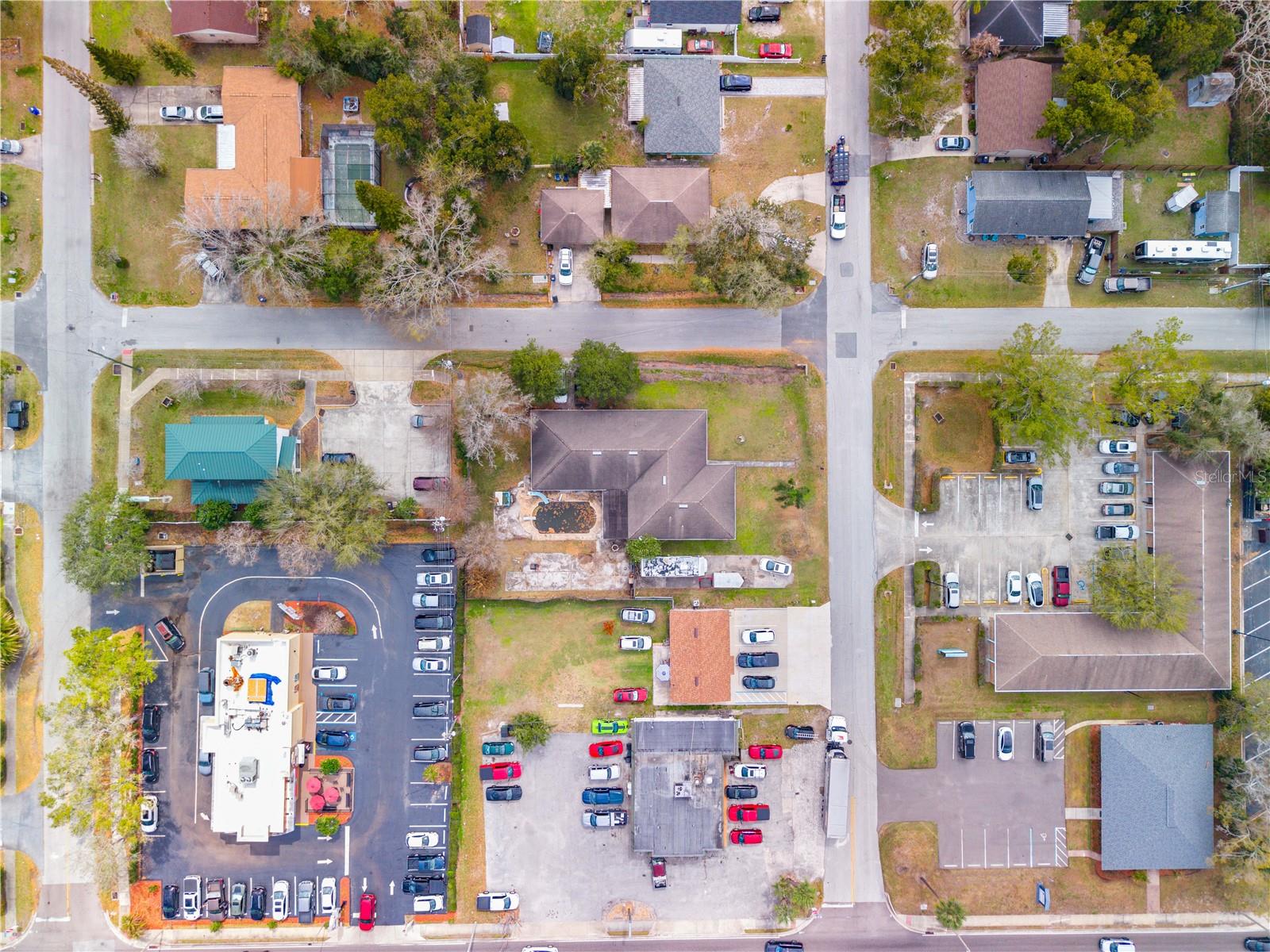 Image 8 of 18 For 1321 Louisiana Avenue