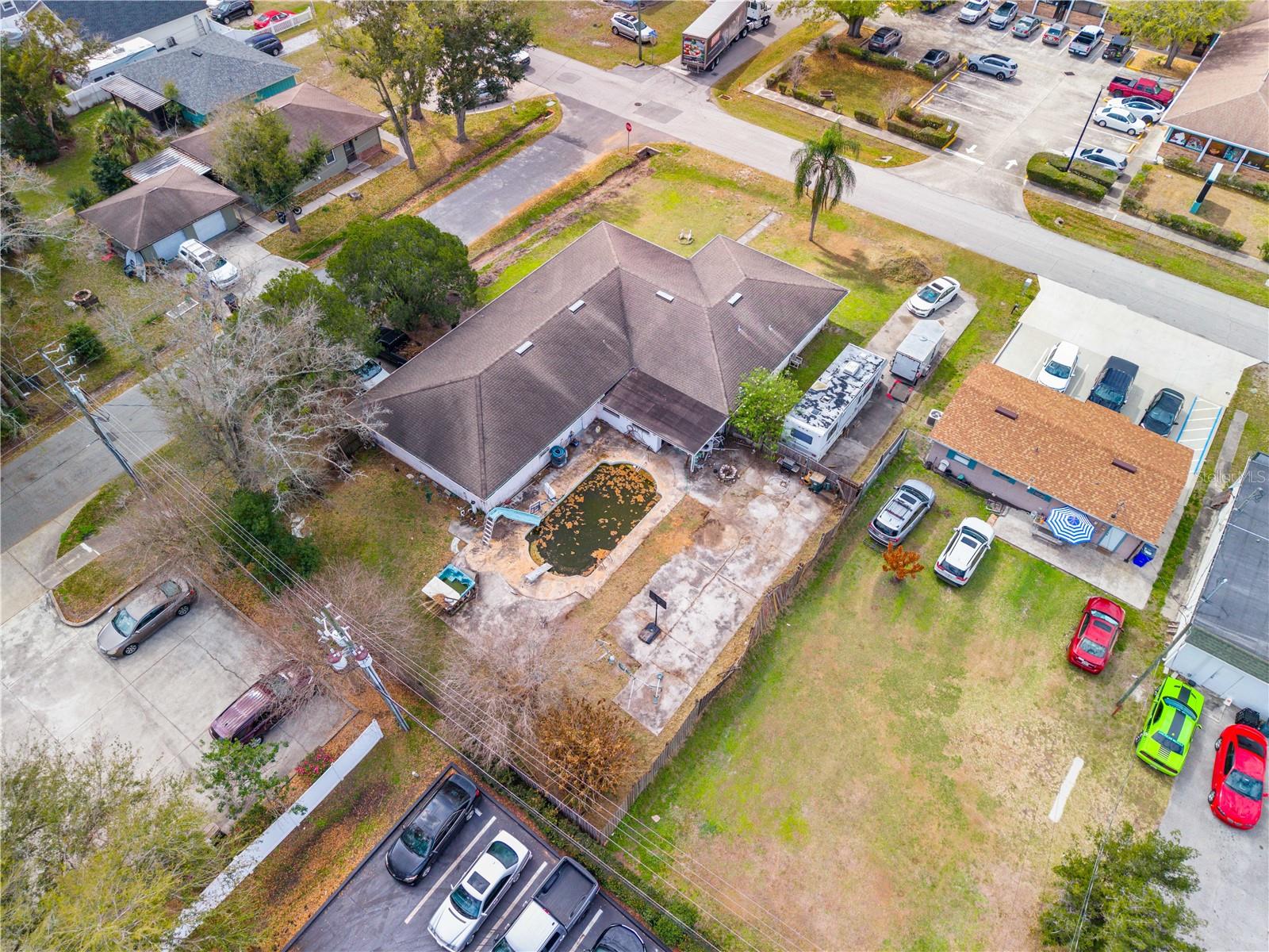 Image 9 of 18 For 1321 Louisiana Avenue