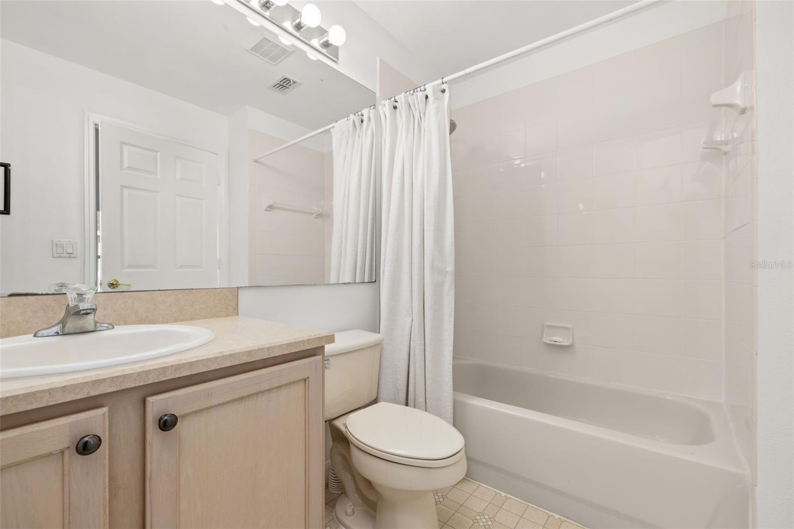 Image 25 of 32 For 3132 Ibis Hill Street