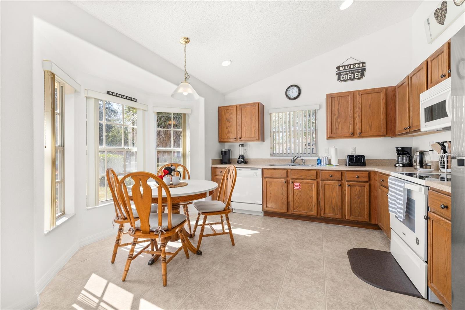 Image 6 of 32 For 3132 Ibis Hill Street