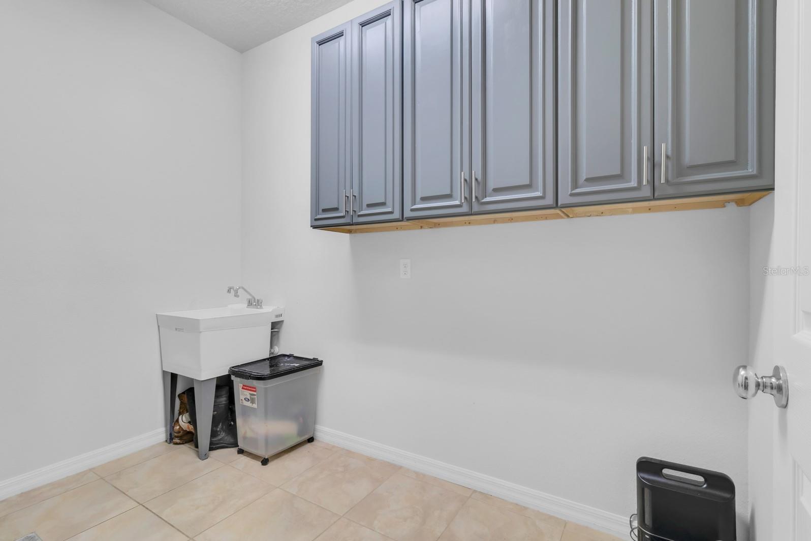 Image 35 of 62 For 2172 Bur Oak Boulevard