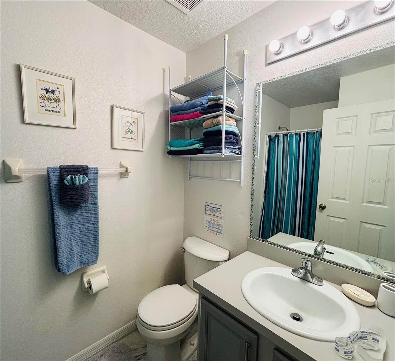 Image 12 of 45 For 936 Lake Berkley Drive