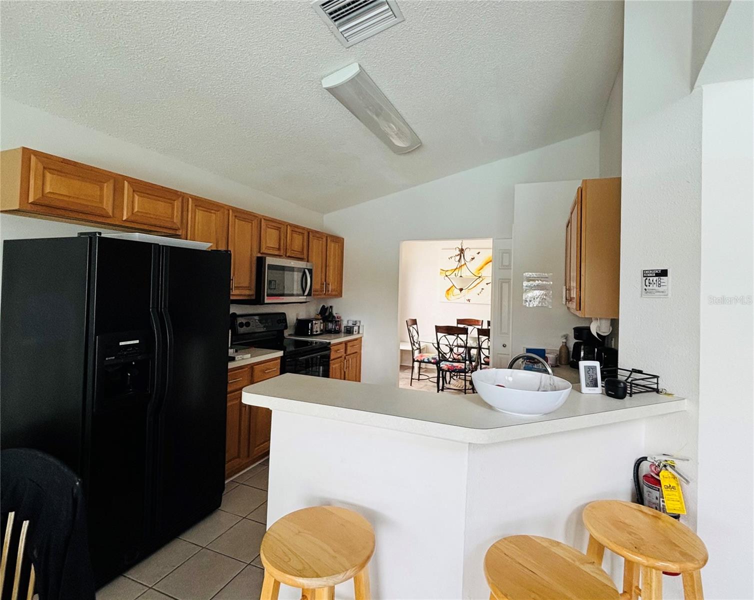 Image 8 of 45 For 936 Lake Berkley Drive