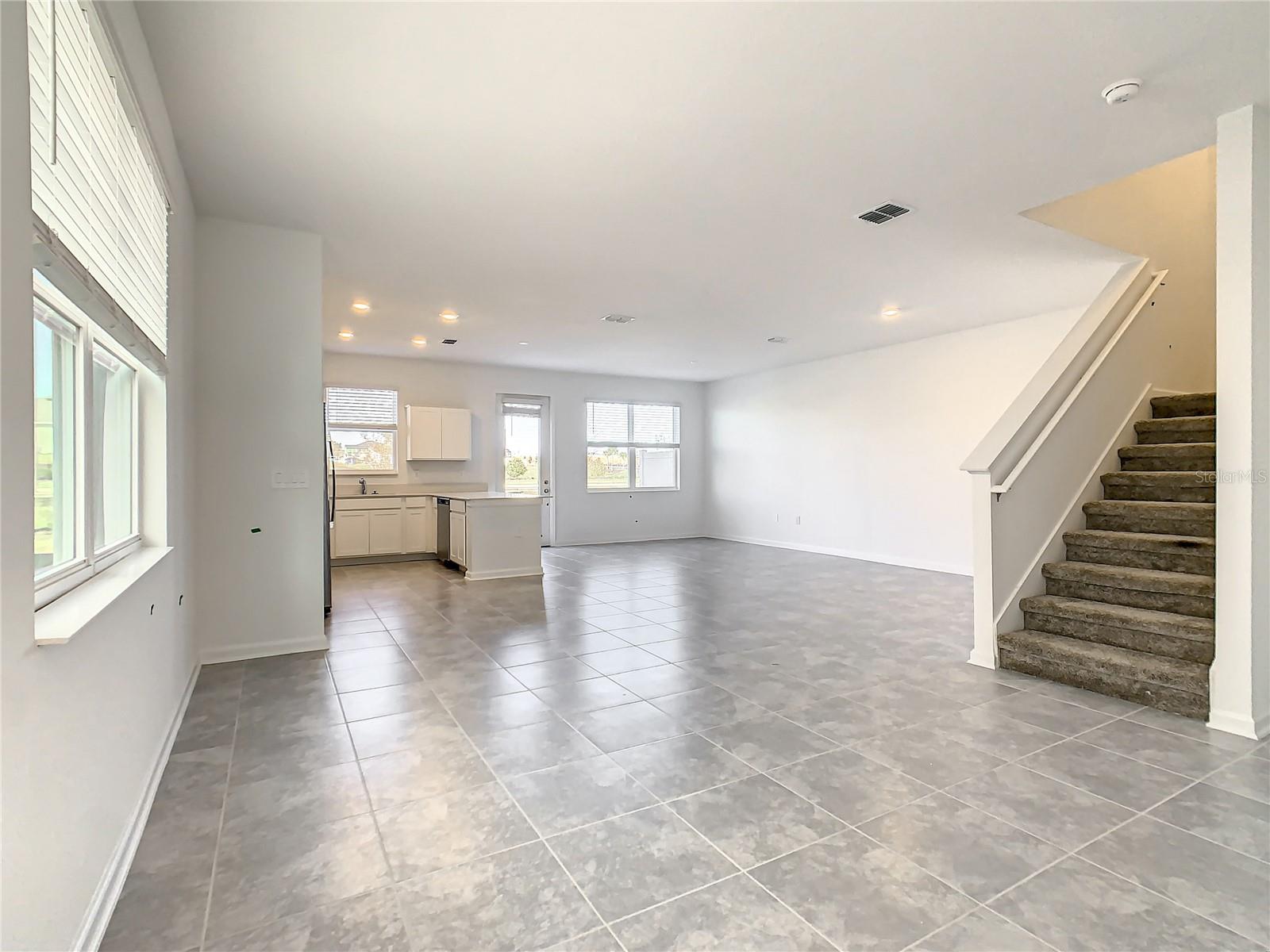 Image 14 of 35 For 409 Bogey Drive