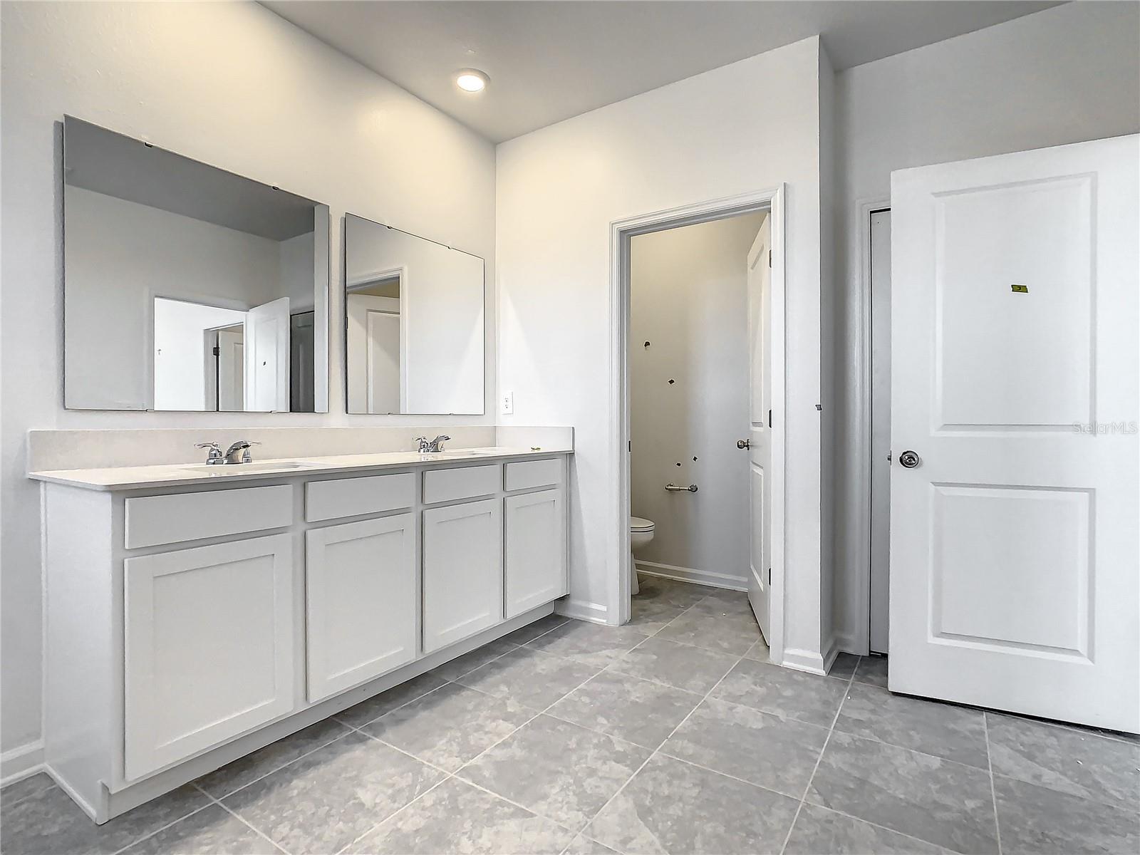 Image 22 of 35 For 409 Bogey Drive