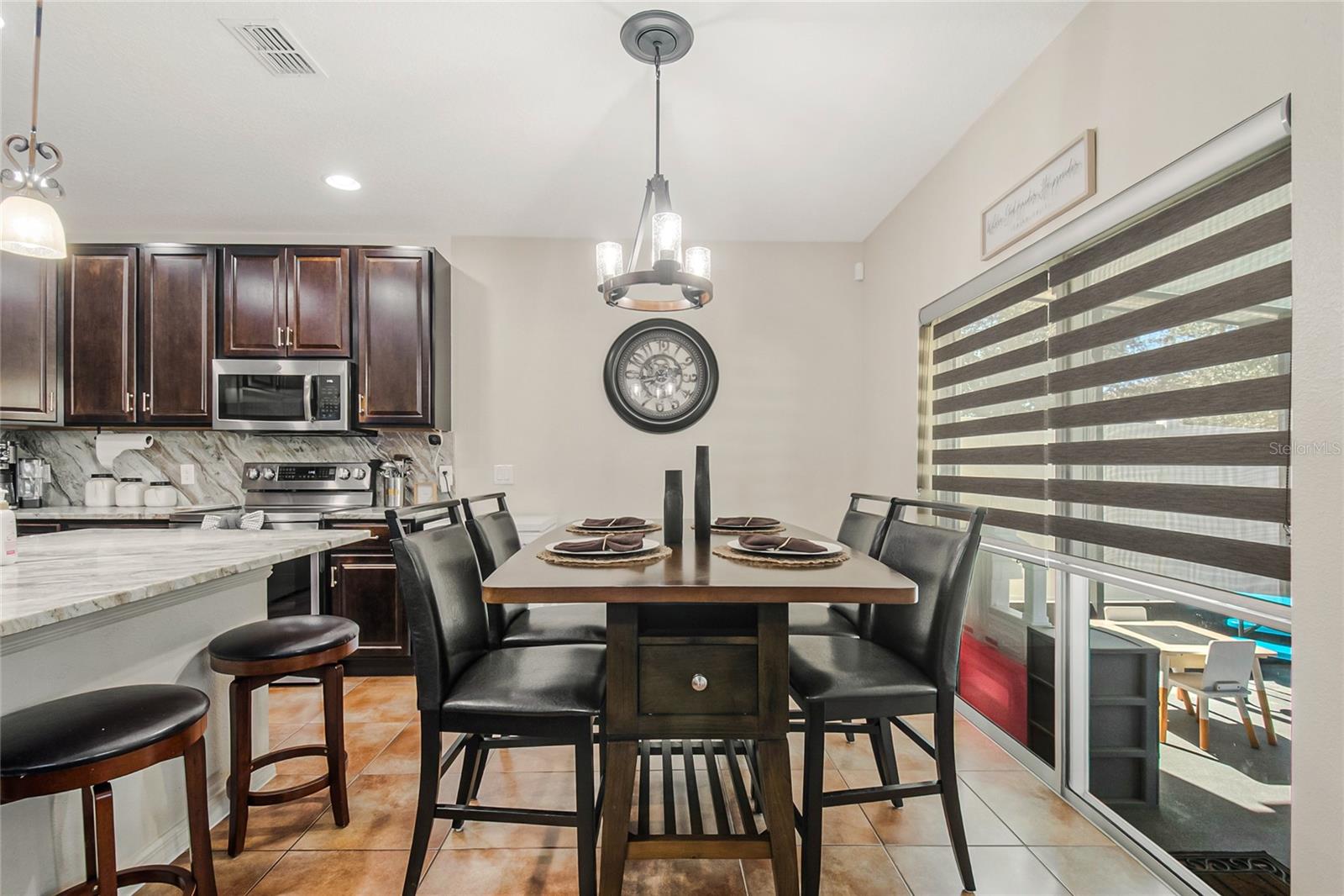 Image 26 of 39 For 2920 Moonstone Bend