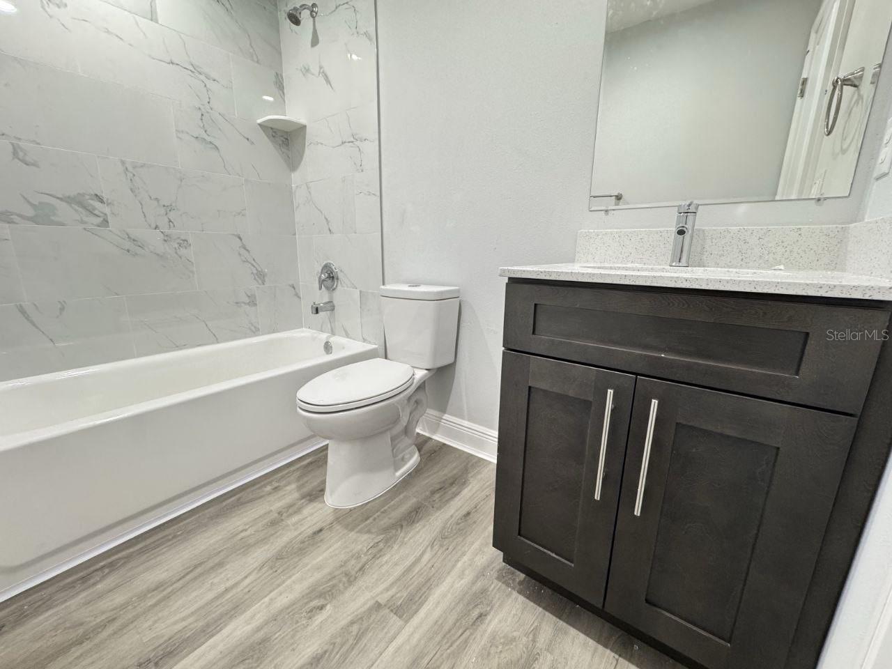 Image 6 of 10 For 804 Ware Avenue Ne