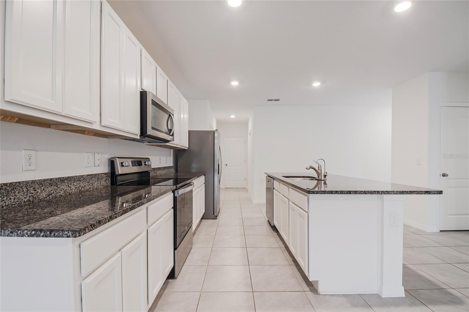 Image 16 of 52 For 2928 Sunridge Loop