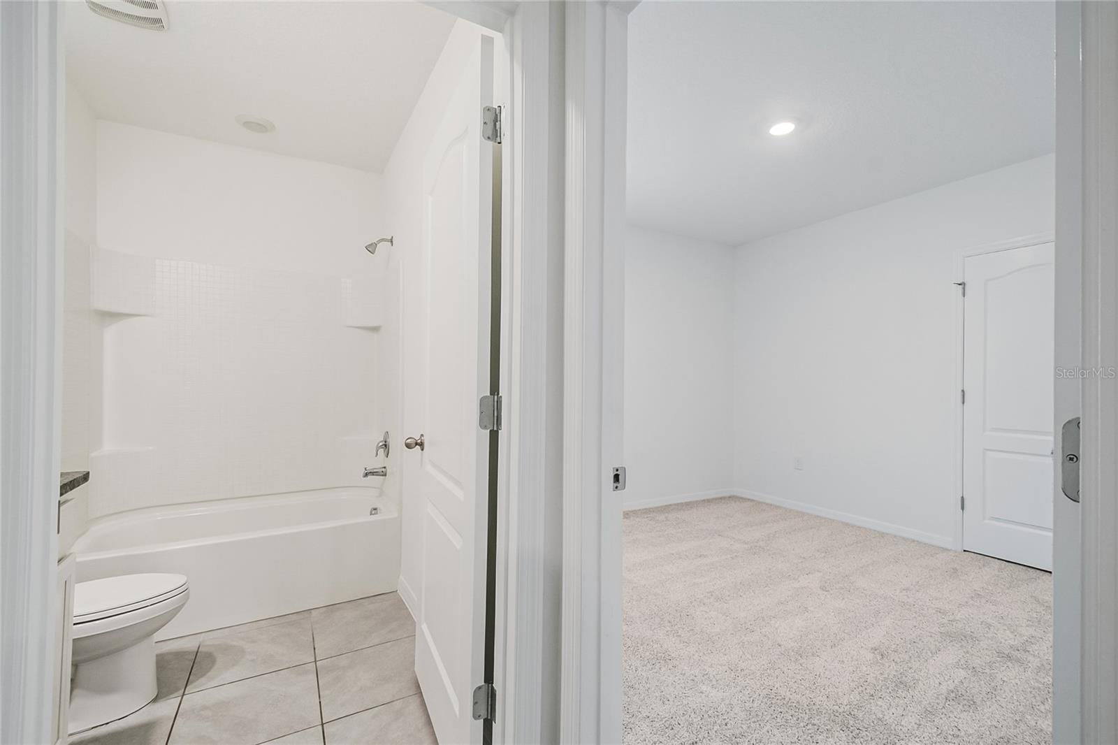 Image 29 of 52 For 2928 Sunridge Loop