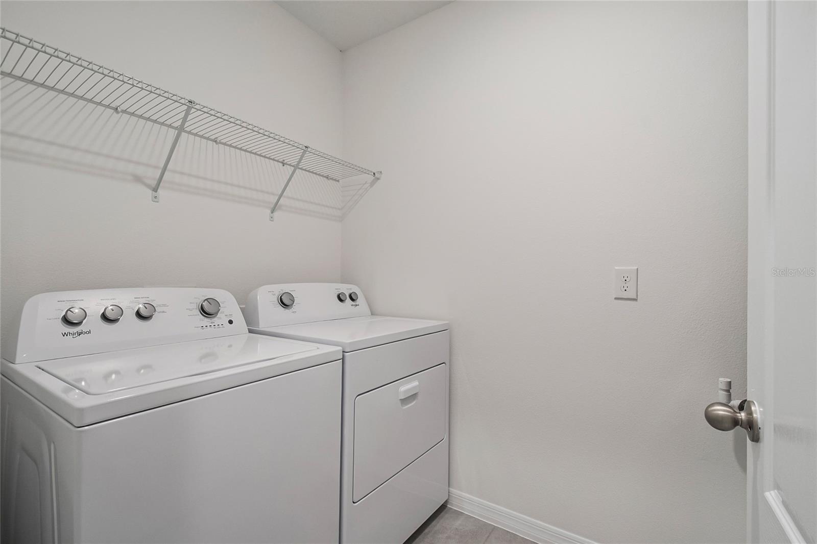 Image 41 of 52 For 2928 Sunridge Loop