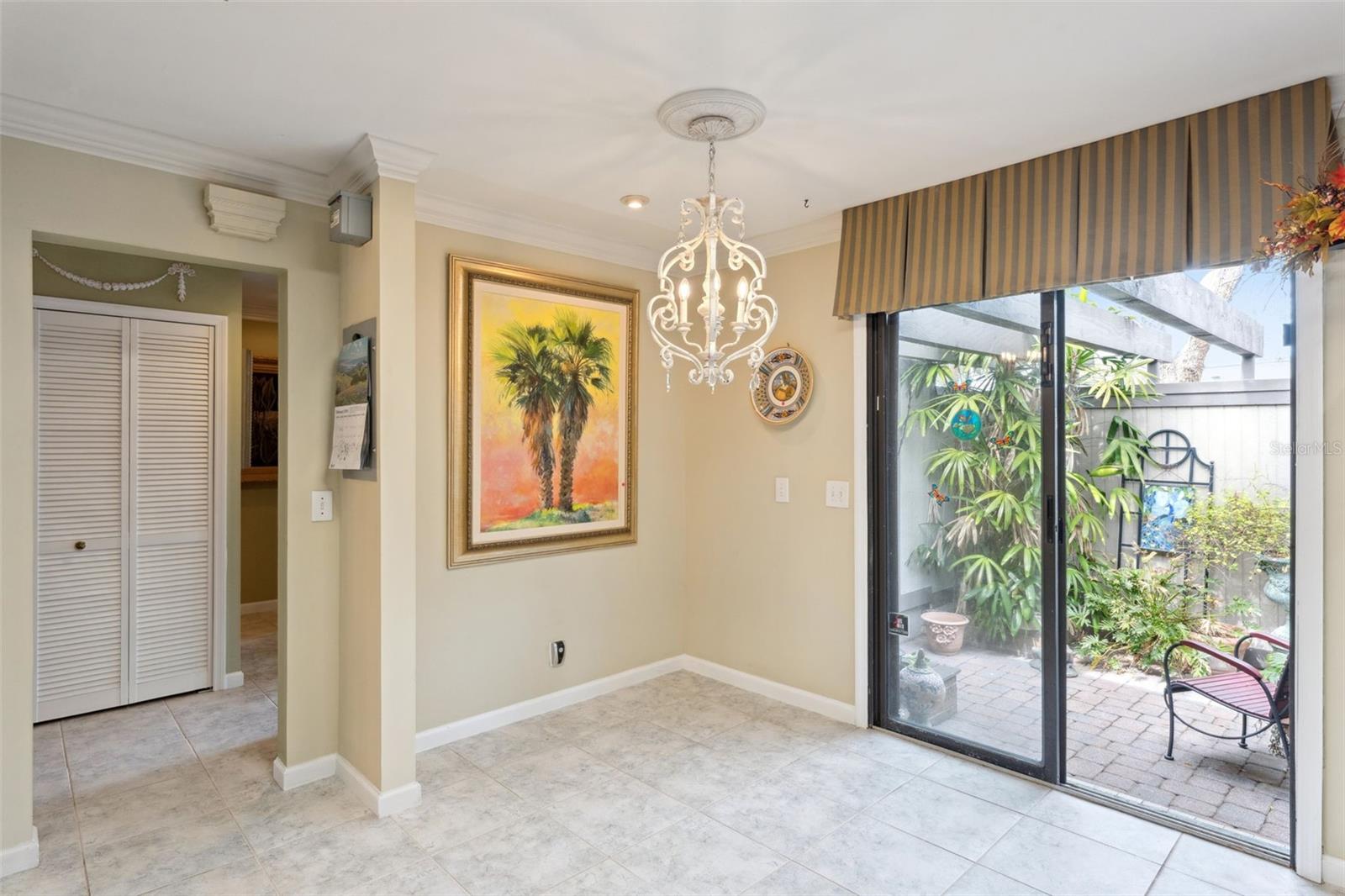 Image 15 of 37 For 690 Lake Villas Drive