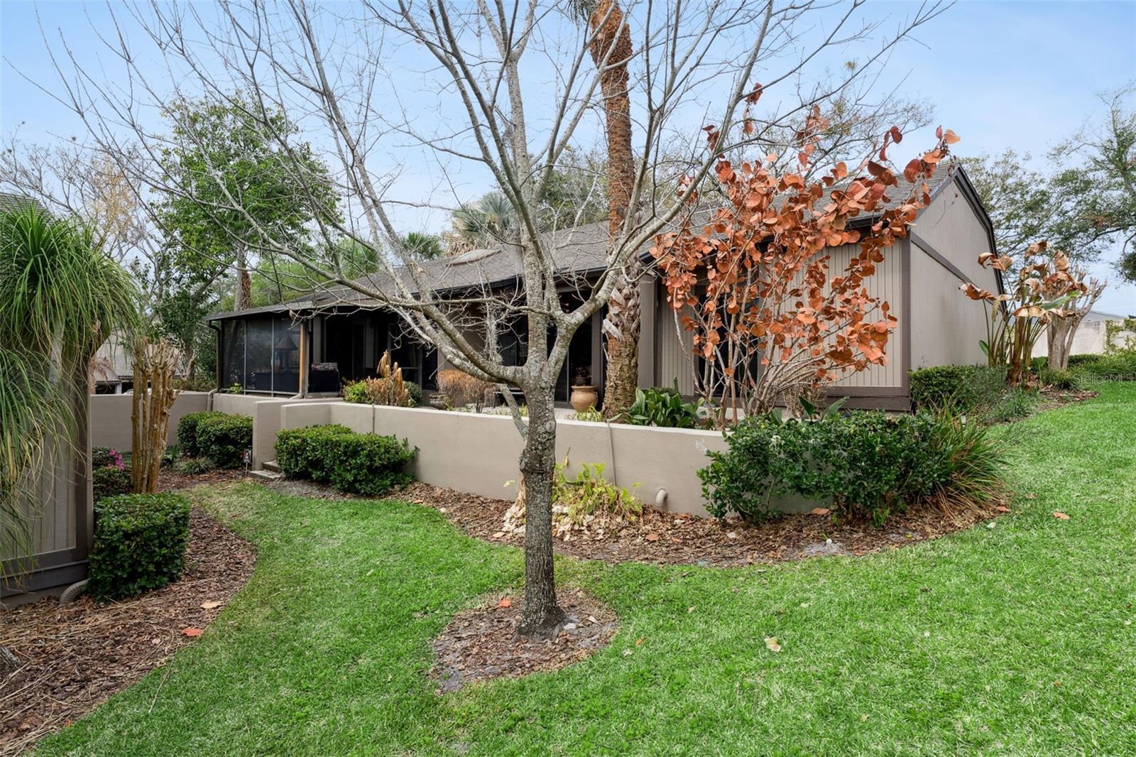 Image 31 of 37 For 690 Lake Villas Drive