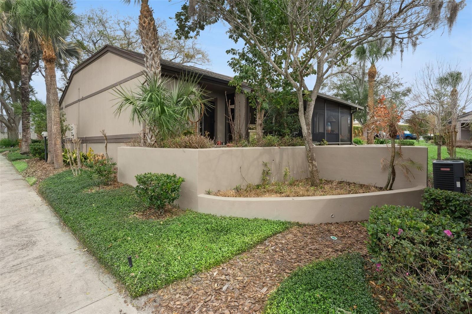 Image 34 of 37 For 690 Lake Villas Drive