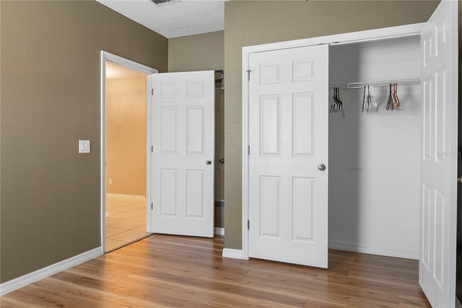 Image 11 of 32 For 3551 Saxony Lane