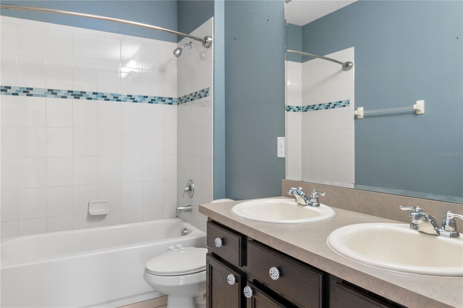 Image 9 of 32 For 3551 Saxony Lane